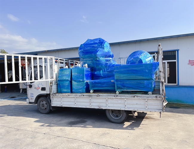 700雙層全自動(dòng)殺菌鍋、料車(chē)、滾揉機(jī)發(fā)貨河南周口